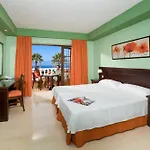 Grand Callao 4*