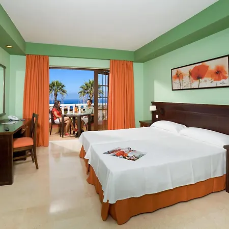 Grand Callao 4*